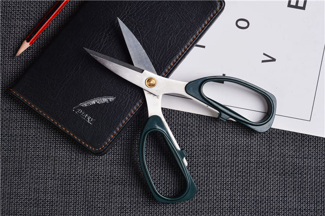 五金進(jìn)銷(xiāo)存管理軟件