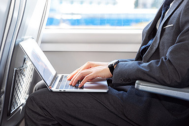 哪個(gè)oa銷售管理系統(tǒng)比較好？